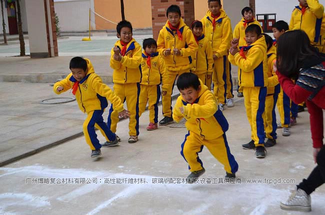 广州博皓捐赠上犹县特殊教育学校师生校服