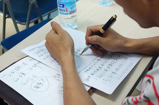 广州博皓玻璃钢模具制作培训班第五期毕业考试篇