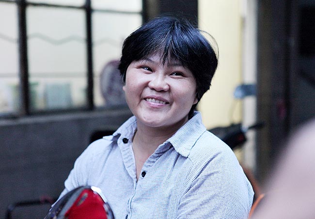 广州博皓为番禺残疾人士郭女士捐赠助残车